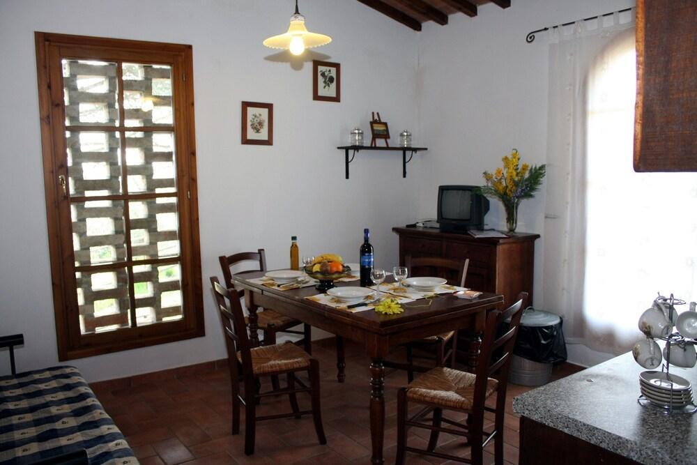 Agriturismo Le Docce Castelfiorentino Buitenkant foto